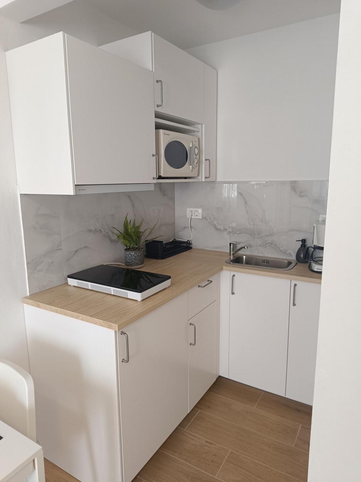 Studio Apartment 3E スプリト エクステリア 写真